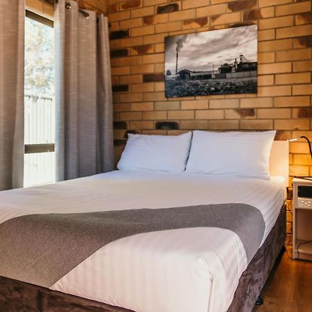 Abacus Motel Mount Isa Kültér fotó