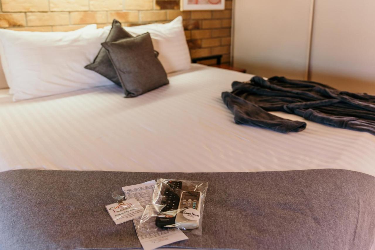 Abacus Motel Mount Isa Kültér fotó