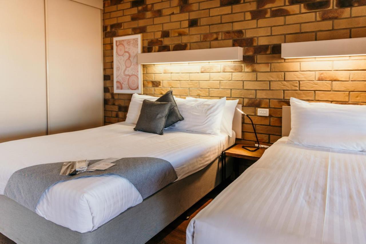 Abacus Motel Mount Isa Kültér fotó