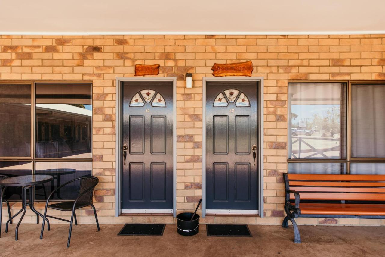Abacus Motel Mount Isa Kültér fotó
