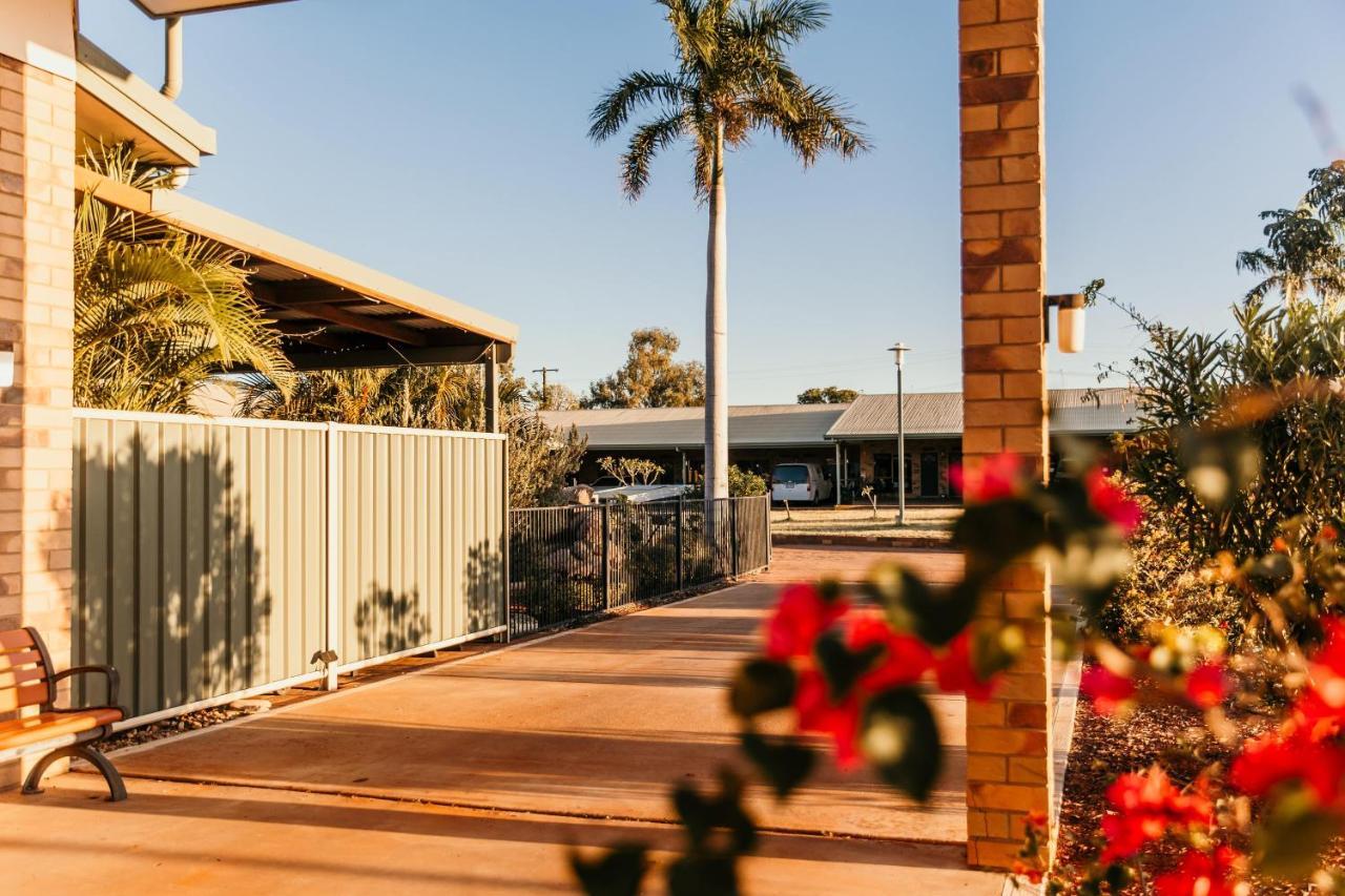 Abacus Motel Mount Isa Kültér fotó