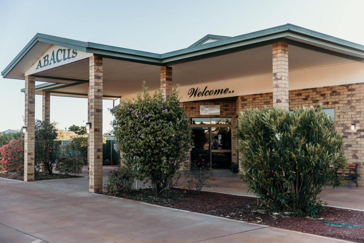 Abacus Motel Mount Isa Kültér fotó