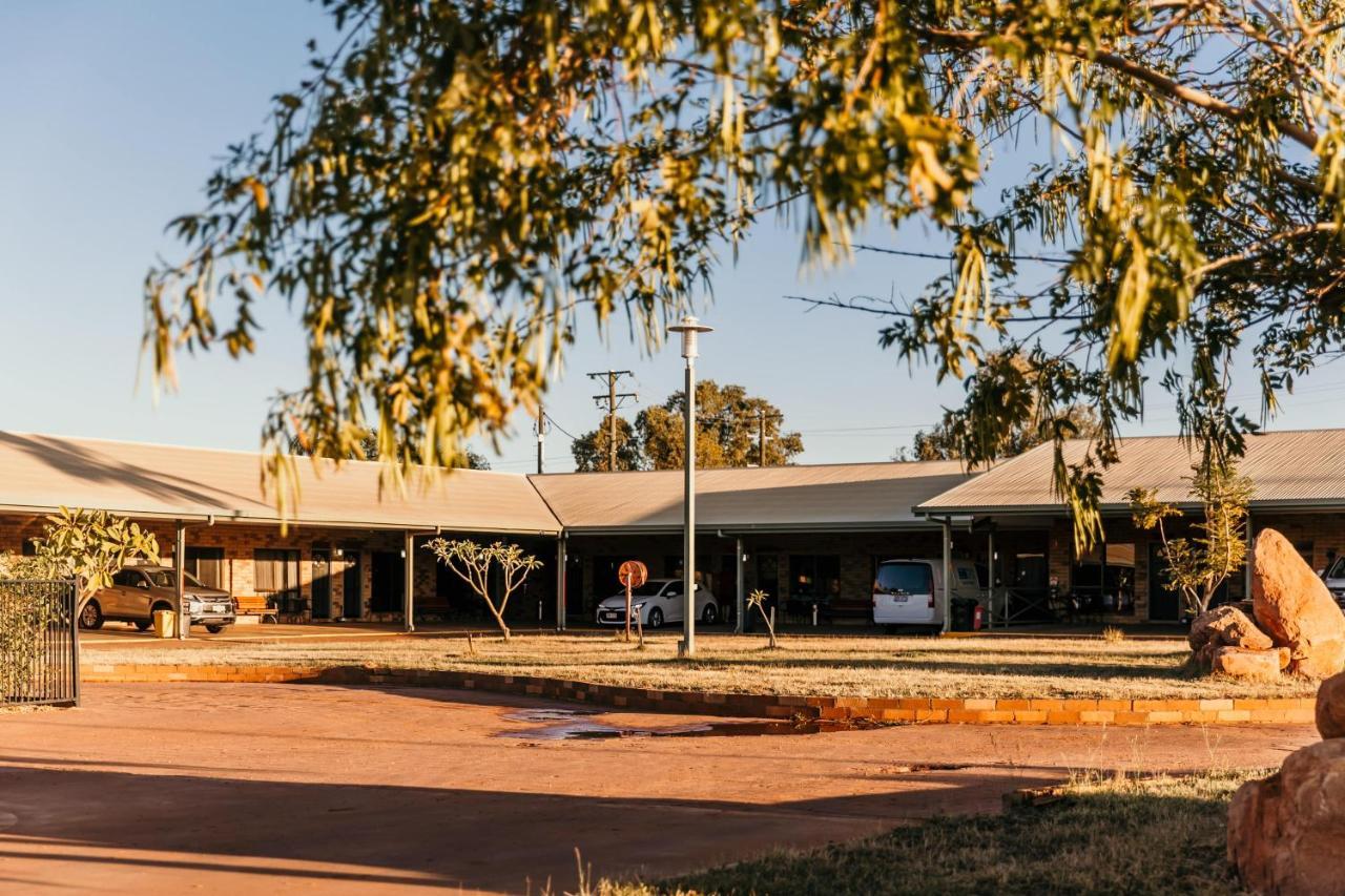 Abacus Motel Mount Isa Kültér fotó