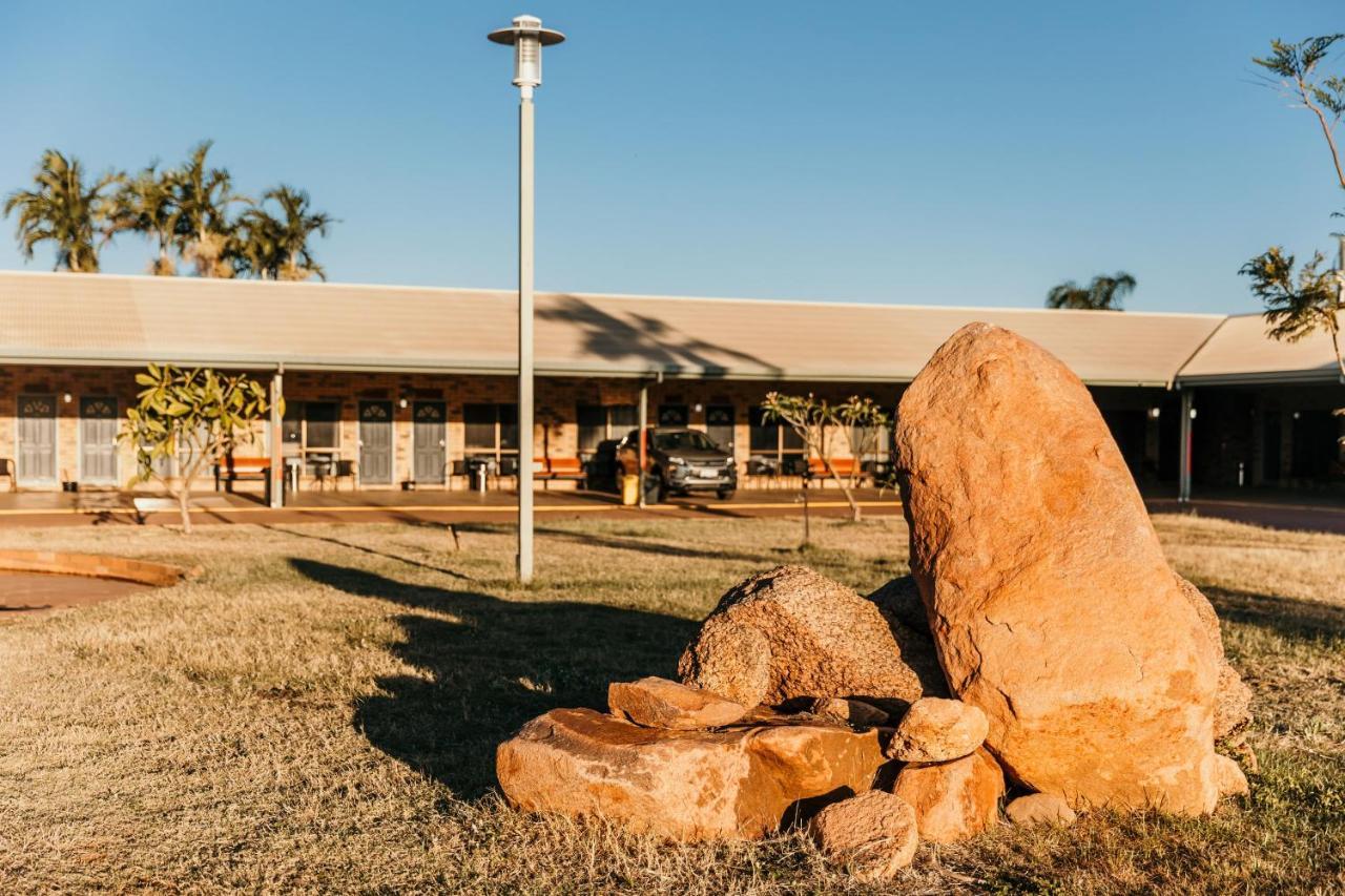 Abacus Motel Mount Isa Kültér fotó