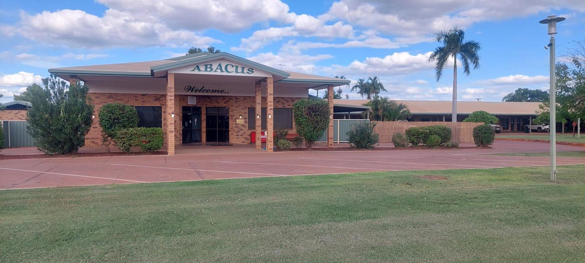 Abacus Motel Mount Isa Kültér fotó
